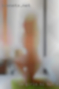 I'm girls bi but from i do prefer women.