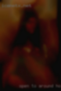 Open to around horny meet women and couples.